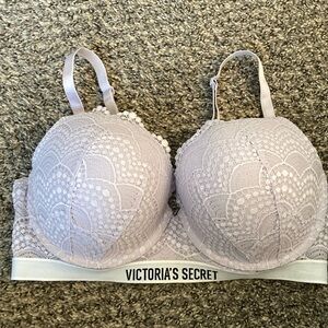 Victorias Secret push up bra